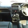 toyota esquire 2016 CFJ1518972 image 9