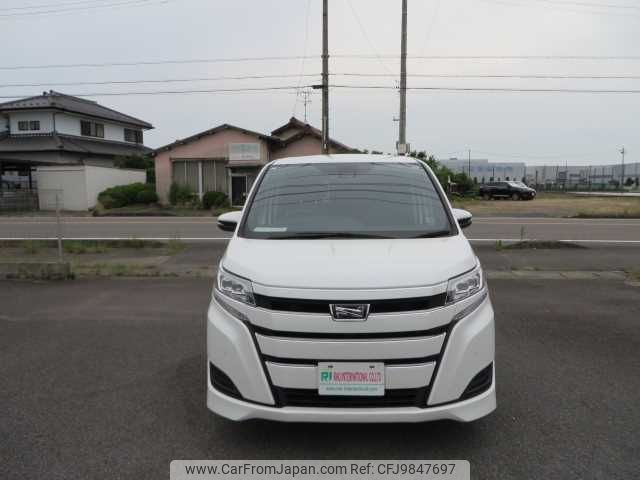 toyota noah 2021 504749-RAOID:13512 image 1