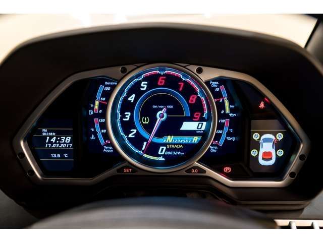 lamborghini aventador 2015 26-2553-35675_6500 image 2