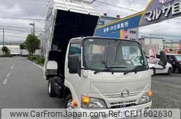 hino dutro 2012 CFJ1602630