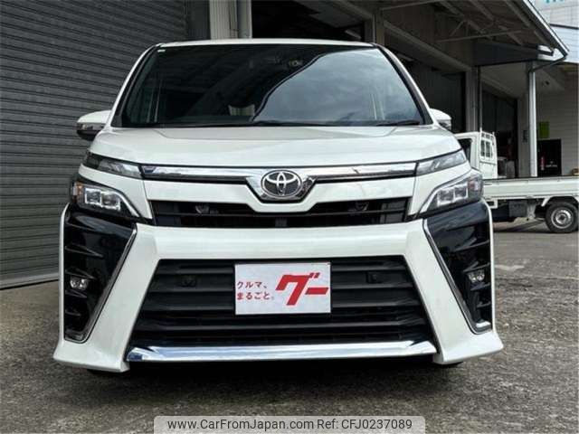 toyota voxy 2020 -TOYOTA 【滋賀 330】--Voxy ZRR80W--ZRR80W-0641751---TOYOTA 【滋賀 330】--Voxy ZRR80W--ZRR80W-0641751- image 2