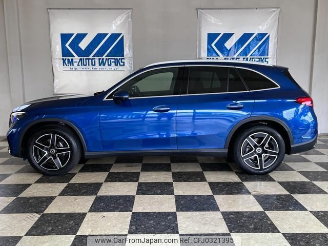 mercedes-benz glc-class 2023 quick_quick_3CA-254605_W1N2546052F005959 image 2