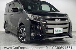 toyota noah 2019 -TOYOTA--Noah DBA-ZRR80W--ZRR80-0557023---TOYOTA--Noah DBA-ZRR80W--ZRR80-0557023-