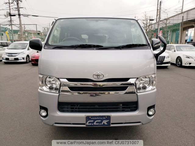 toyota regiusace-van 2016 GOO_JP_700102024930250207002 image 2