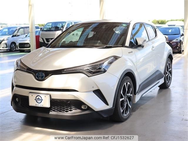 toyota c-hr 2018 CFJ1532627 image 1
