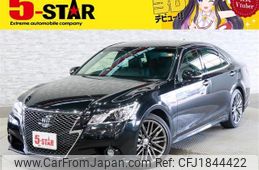 toyota crown 2013 CFJ1844422