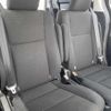 toyota voxy 2014 quick_quick_DAA-ZWR80G_0030767 image 7