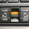 toyota noah 2018 CFJ1510454 image 5