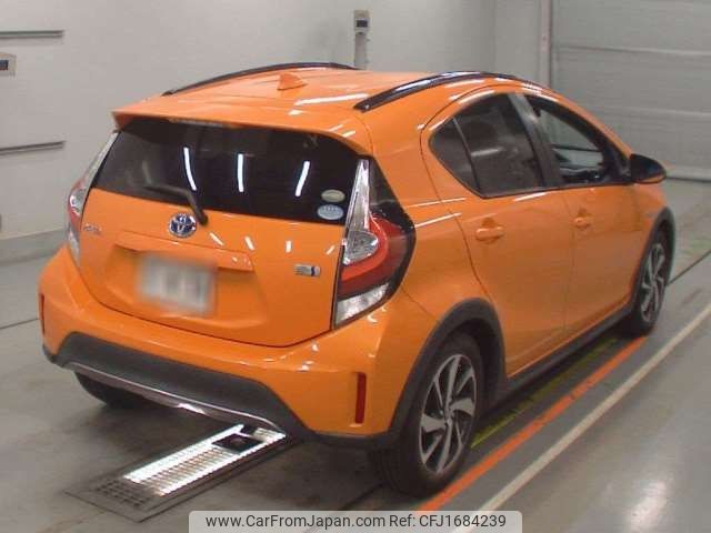 toyota aqua 2017 CFJ1684239 image 2