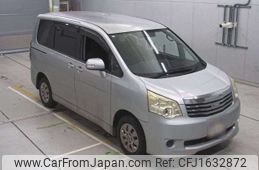 toyota noah 2011 CFJ1632872
