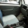 mitsubishi minicab-truck 1999 No.15477 image 9