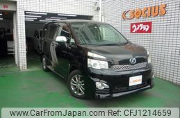 toyota voxy 2012 CFJ1214659