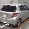 toyota vitz 2012 CFJ1777496 image 2
