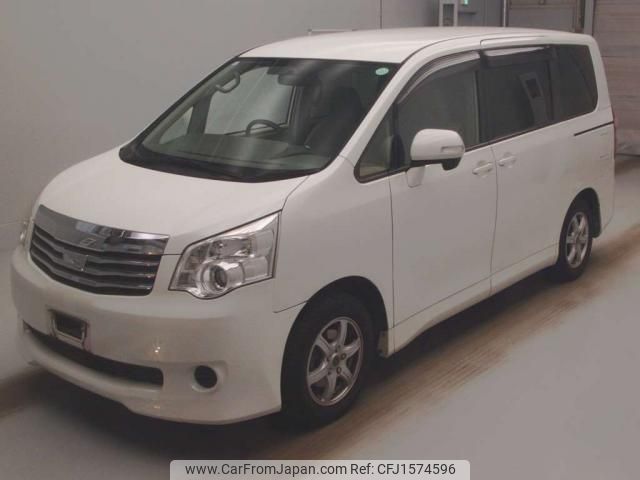 toyota noah 2013 CFJ1574596 image 2