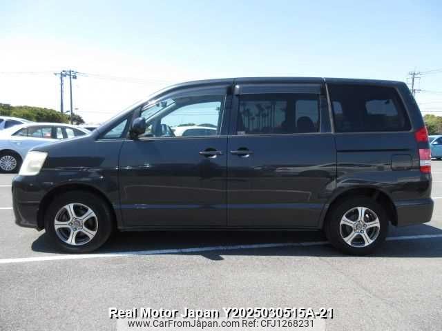 toyota noah undefined 3282185-Y2025030515A-21 image 2