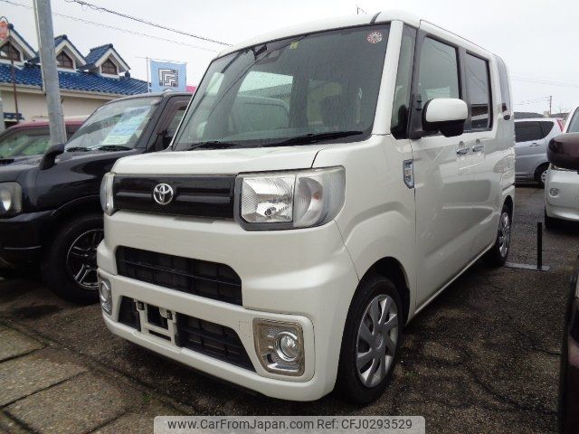 toyota pixis-mega 2018 -TOYOTA--Pixis Mega LA700A--0015588---TOYOTA--Pixis Mega LA700A--0015588- image 1