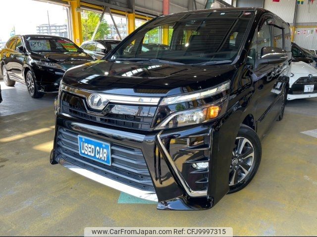 toyota voxy 2018 -TOYOTA--Voxy ZRR80W--0411312---TOYOTA--Voxy ZRR80W--0411312- image 1