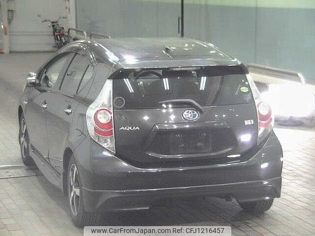 toyota aqua 2012 -TOYOTA--AQUA NHP10-6040738---TOYOTA--AQUA NHP10-6040738- image 2