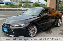 lexus is 2022 CFJ1541421