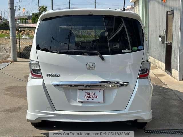 honda freed 2013 CFJ1833860 image 2