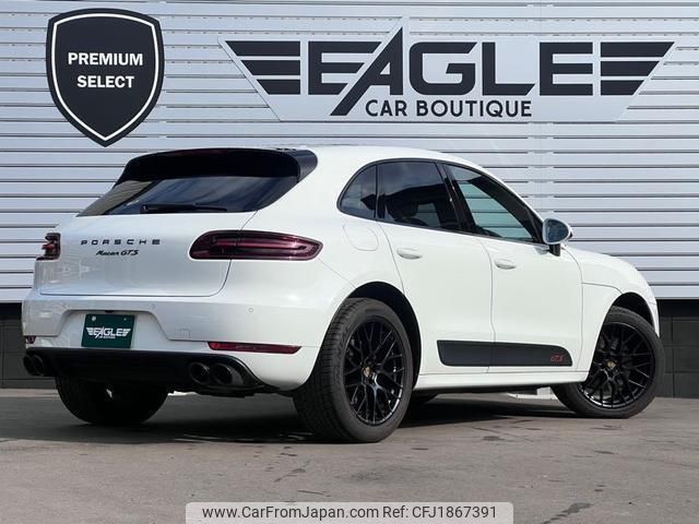 porsche macan 2017 CFJ1867391 image 2