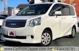 toyota noah 2012 -TOYOTA--Noah DBA-ZRR70G--ZRR70-0480606---TOYOTA--Noah DBA-ZRR70G--ZRR70-0480606-