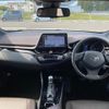 toyota c-hr 2017 quick_quick_DAA-ZYX10_ZYX10-2050723 image 4