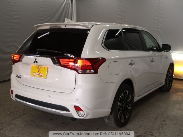 mitsubishi outlander-phev 2015 -MITSUBISHI--Outlander PHEV DLA-GG2W--GG2W-0302753---MITSUBISHI--Outlander PHEV DLA-GG2W--GG2W-0302753- image 2