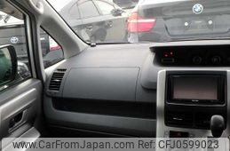 toyota noah 2009 NIKYO_RP24333