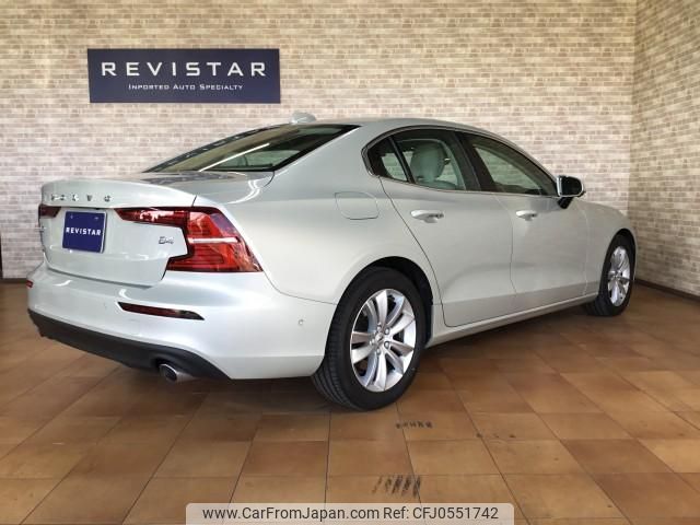 volvo s60 2022 quick_quick_5AA-ZB420TM_7JRZSK9MDNG162396 image 2