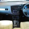 mitsubishi outlander-phev 2013 CFJ1845861 image 9