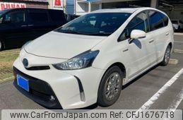 toyota prius-α 2018 CFJ1676718