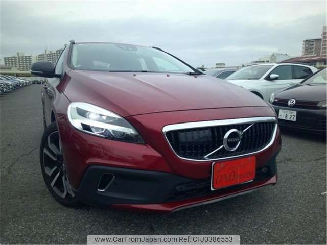 volvo v40 2017 -VOLVO 【横浜 331】--Volvo V40 CBA-MB420XC--YV1MZ402CH2133851---VOLVO 【横浜 331】--Volvo V40 CBA-MB420XC--YV1MZ402CH2133851- image 1