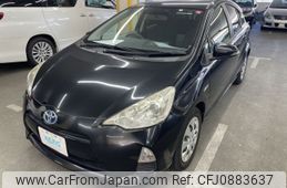 toyota aqua 2012 AF-NHP10-6040603