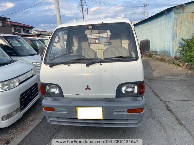 mitsubishi minicab-truck 1995 051bddf01f1344c30b3cede6f8785c9b image 2