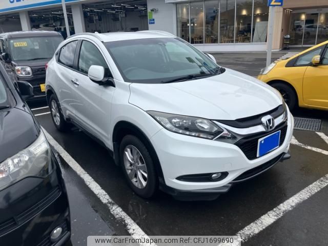 honda vezel 2014 CFJ1699690 image 1