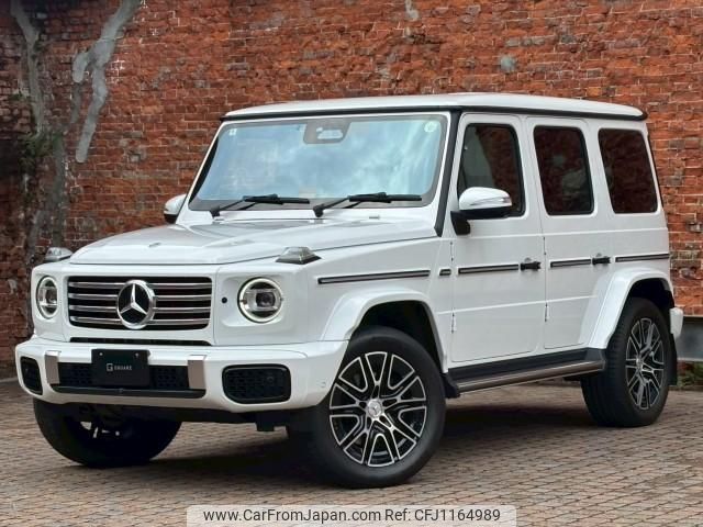 mercedes-benz g-class 2024 quick_quick_7CA-465310C_W1N4653102X004999 image 1