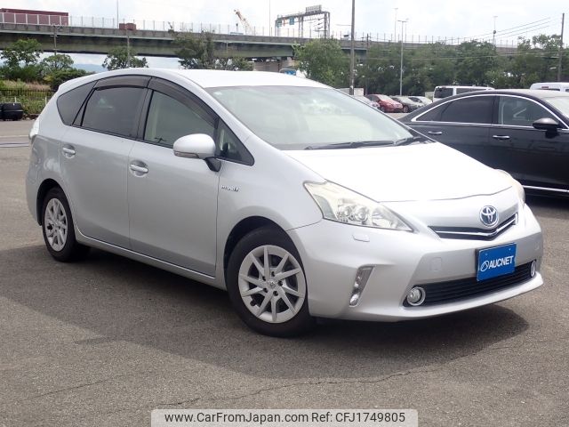 toyota prius-α 2014 CFJ1749805 image 1