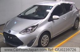 toyota aqua 2017 quick_quick_DAA-NHP10_6665884