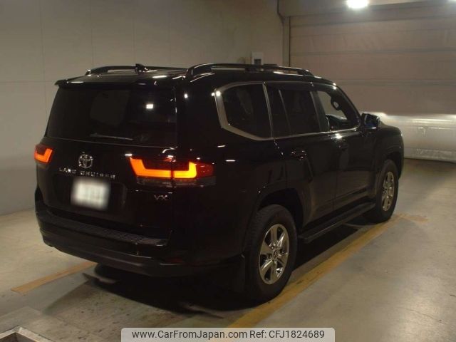 toyota land-cruiser-wagon 2023 CFJ1824689 image 2