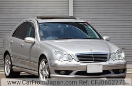 mercedes-benz c-class 2004 quick_quick_203065_WDC2030652R133350