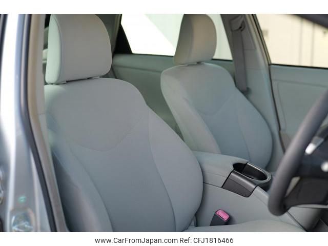 toyota prius 2014 CFJ1816466 image 2