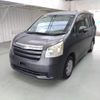 toyota noah 2010 ENHANCEAUTO_1_ea292432 image 7