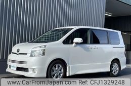 toyota voxy 2008 CFJ1329248
