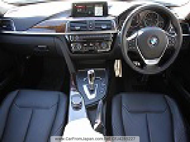 bmw 3-series 2019 quick_quick_LDA-8C20_WBA8C52050A803074 image 2