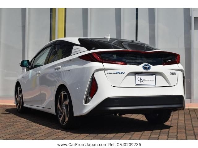 toyota prius-phv 2017 quick_quick_DLA-ZVW52_3031052 image 2