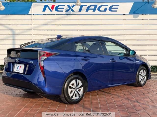 toyota prius 2017 CFJ1732631 image 2