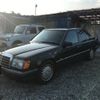 mercedes-benz-e-class-1992-13524-car_24e5d1ce-a0fa-428e-9d46-93ece9d8b88a
