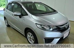 honda-fit-hybrid-2016-10269-car_24e8d580-188b-4d69-ac14-eabef46f8872