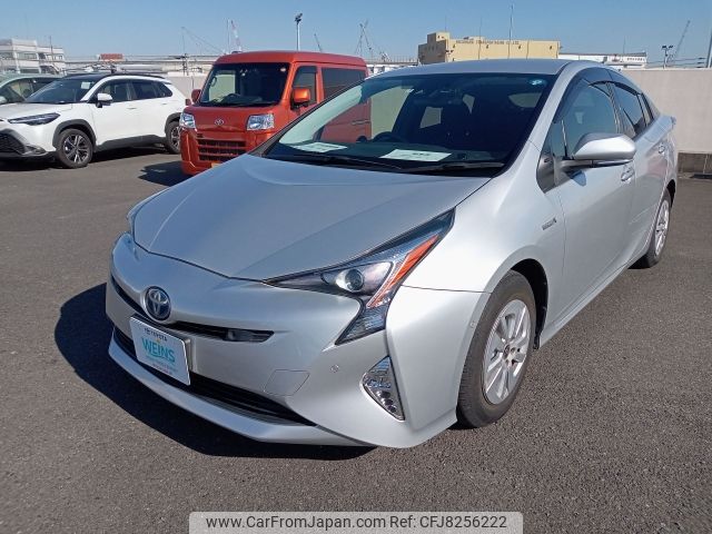 toyota prius 2017 AF-ZVW50-6082278 image 1